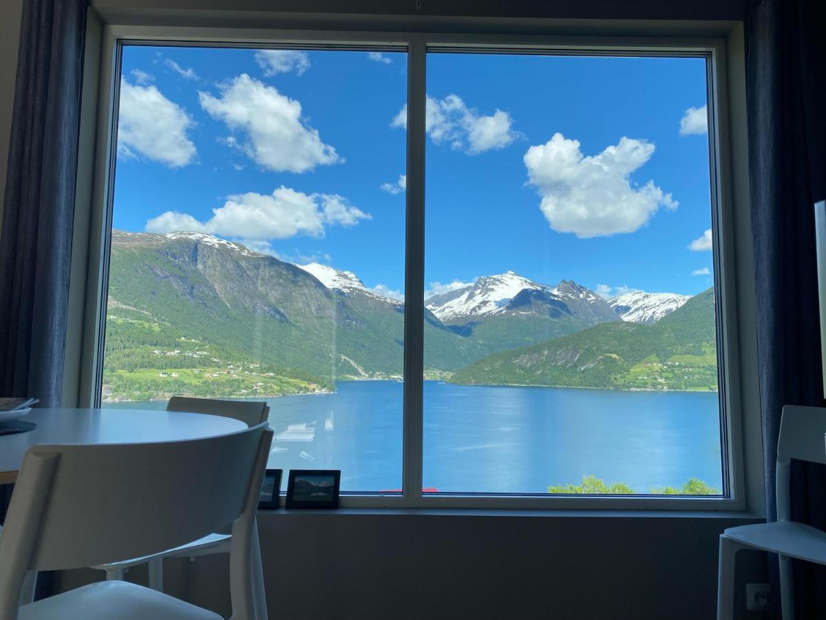 Olden Fjord Apartments Exteriör bild